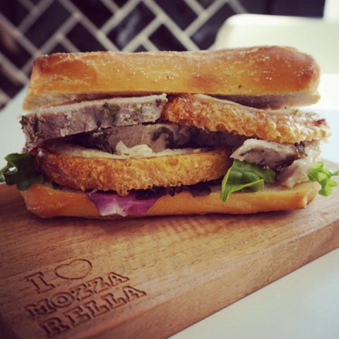 That's Amore Cheese - Schoolies Week Accommodation 0