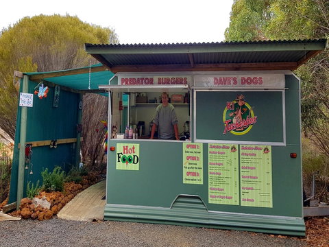 KI Tuckerbox - Schoolies Week Accommodation 1