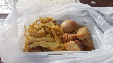 VN Food Street - Schoolies Week Accommodation 0