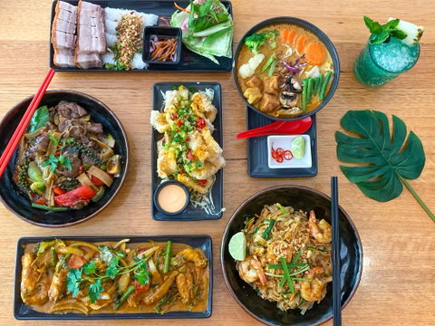 Chow! A Taste Of South East Asia - Schoolies Week Accommodation 0