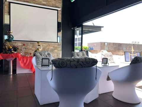 Cherry Hookah Bar & Restaurant - Schoolies Week Accommodation 0