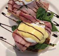 Cafe 21 - Schoolies Week Accommodation