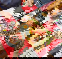 Kith 'n' Chow - Schoolies Week Accommodation