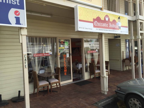 Quixotic Indian - Schoolies Week Accommodation 0