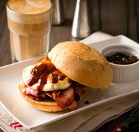 The Coffee Club - Redcliffe - Schoolies Week Accommodation