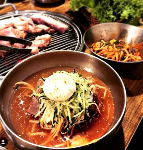 678 Korean BBQ - Eastwood - Schoolies Week Accommodation 0