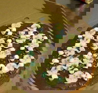 Big Brothers Pizza - Bulleen - Schoolies Week Accommodation