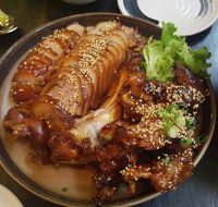 Shinara Grill  Lounge - Schoolies Week Accommodation