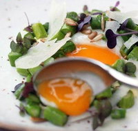 St James Hotel Restaurant - Schoolies Week Accommodation