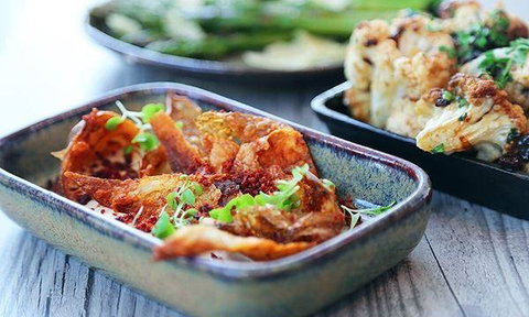 St James Hotel Restaurant - Schoolies Week Accommodation 15