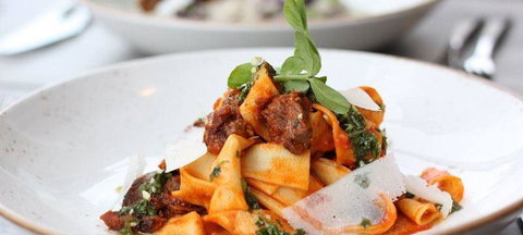 St James Hotel Restaurant - Schoolies Week Accommodation 1