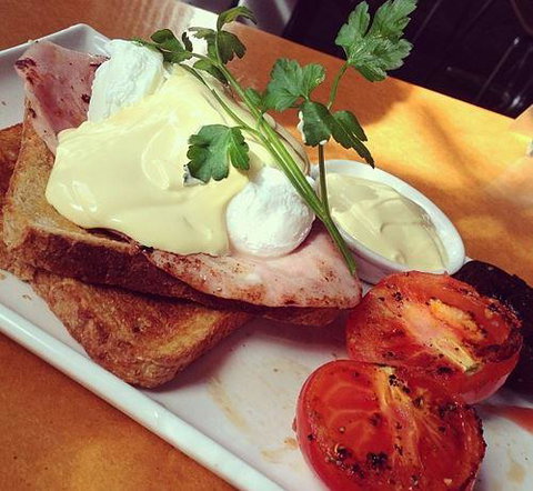 Cafe Thirty6 - Schoolies Week Accommodation 9