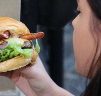 Chef's Kitchen and Cafe - Schoolies Week Accommodation