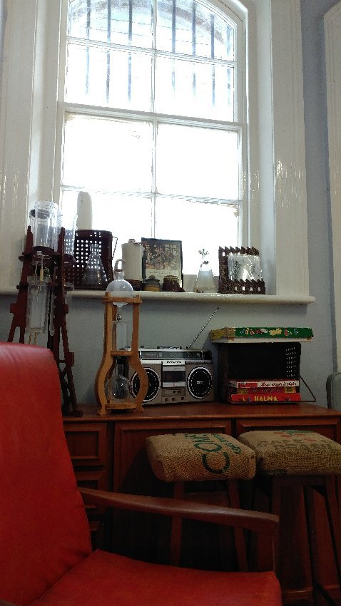 Dutch Coffee Lab - Schoolies Week Accommodation 1