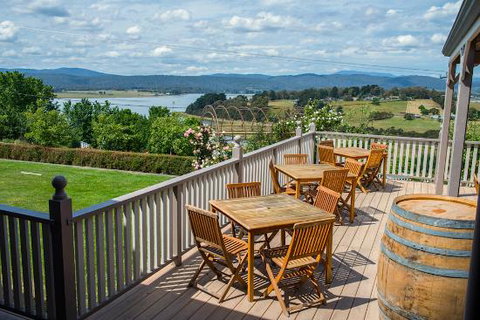 Elmslie Tasmania - Schoolies Week Accommodation 0