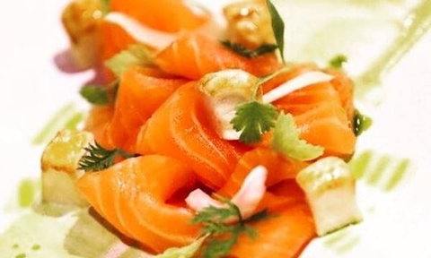 Mizz B'z Food & Wine - Schoolies Week Accommodation 8