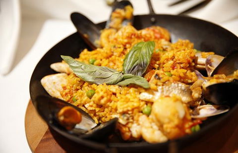 Reflections Restaurant - Schoolies Week Accommodation 0