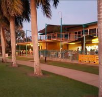 La Beach Fish  Chips - Schoolies Week Accommodation