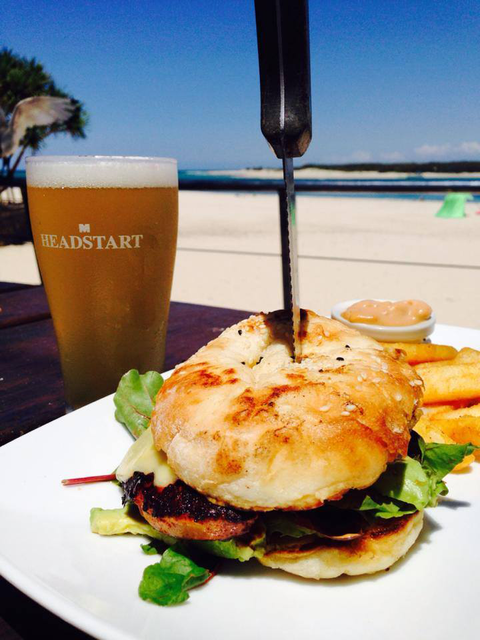 Drift Bar - Schoolies Week Accommodation 3