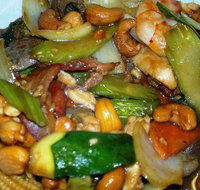 Jow Noodles - Schoolies Week Accommodation