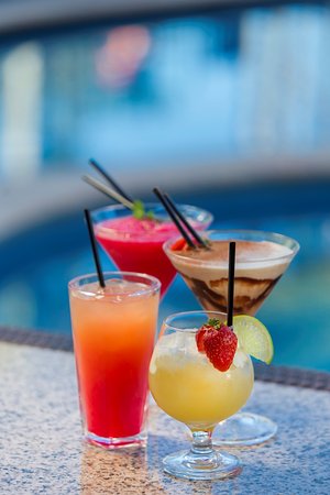 Reflections Restaurant & Bar - Schoolies Week Accommodation 0