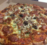 Eat-a-Pizza - Schoolies Week Accommodation