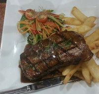 Seasons Restaurant - Schoolies Week Accommodation