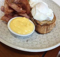 Hurricanes Cafe - Schoolies Week Accommodation