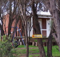 Arthur River Store - Schoolies Week Accommodation