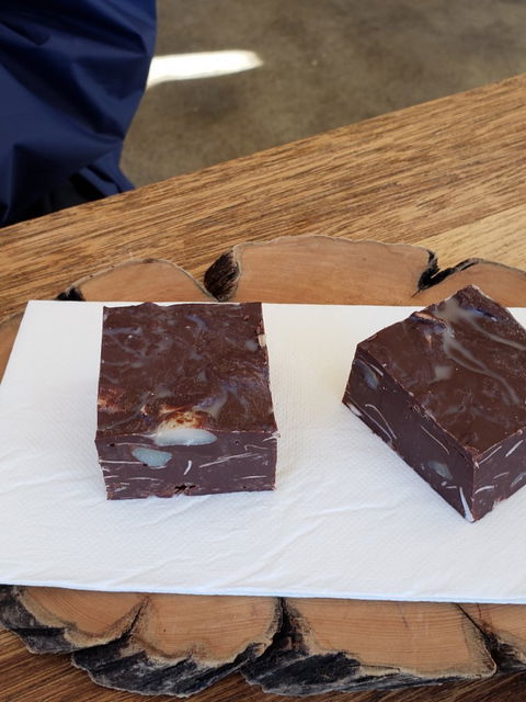 Bruny Island Cafe - Schoolies Week Accommodation 10