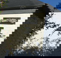 The Grove - Schoolies Week Accommodation