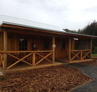Thistle Hut - Schoolies Week Accommodation