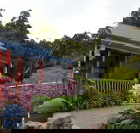 Tullah Cottage - Schoolies Week Accommodation