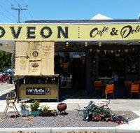 Loveon Cafe - Schoolies Week Accommodation