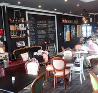 The Libertine by Louis - Schoolies Week Accommodation