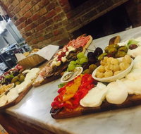 Napoli Pizzeria - Schoolies Week Accommodation