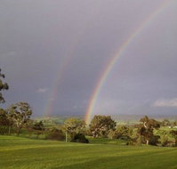 Tenafeate Creek Winery - Schoolies Week Accommodation