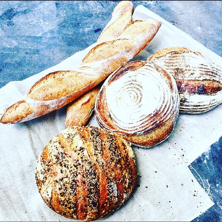 The Lost Loaf - Schoolies Week Accommodation 0
