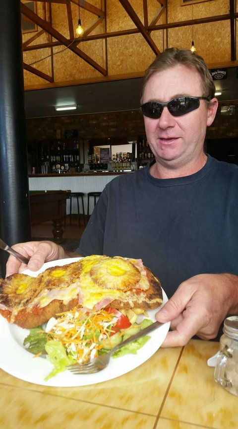Coffin Bay Hotel - Schoolies Week Accommodation 4