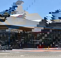 Renmark Patisserie - Schoolies Week Accommodation