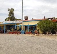 The Travelling Duck Cafe - Schoolies Week Accommodation