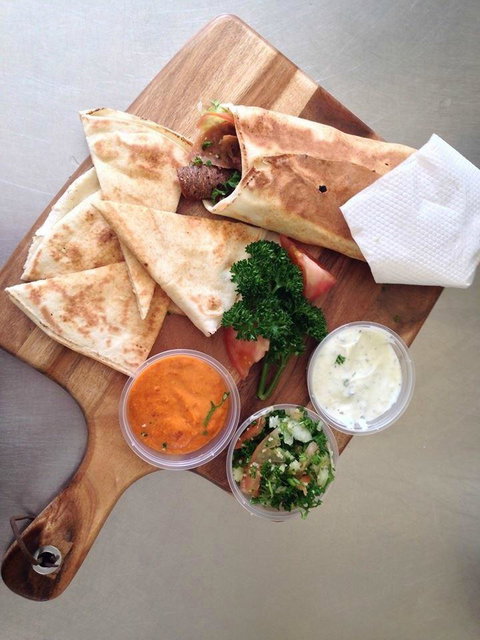 Bro's Kebabs - Schoolies Week Accommodation 1