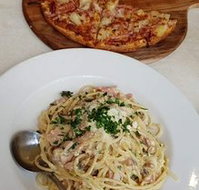 Pappar Delles Italian Restaurant - Schoolies Week Accommodation
