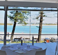 Tides Waterfront Dining - Schoolies Week Accommodation