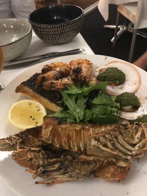 Tides Waterfront Dining - Schoolies Week Accommodation 2