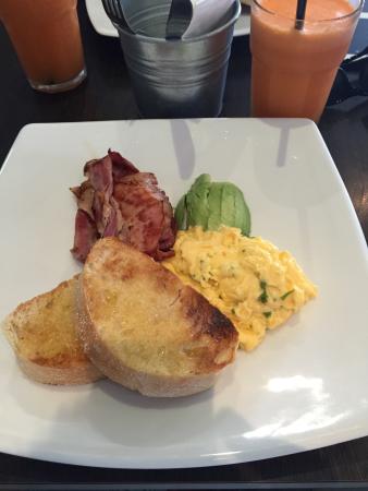 Woodside Providore - Schoolies Week Accommodation 0