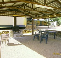 Belyando Crossing Roadhouse - Schoolies Week Accommodation