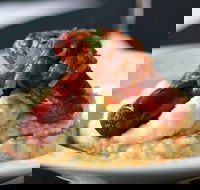 Bernborough Tavern - Schoolies Week Accommodation