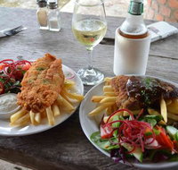 El Arish Tavern - Schoolies Week Accommodation