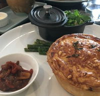 Emeraude - Schoolies Week Accommodation